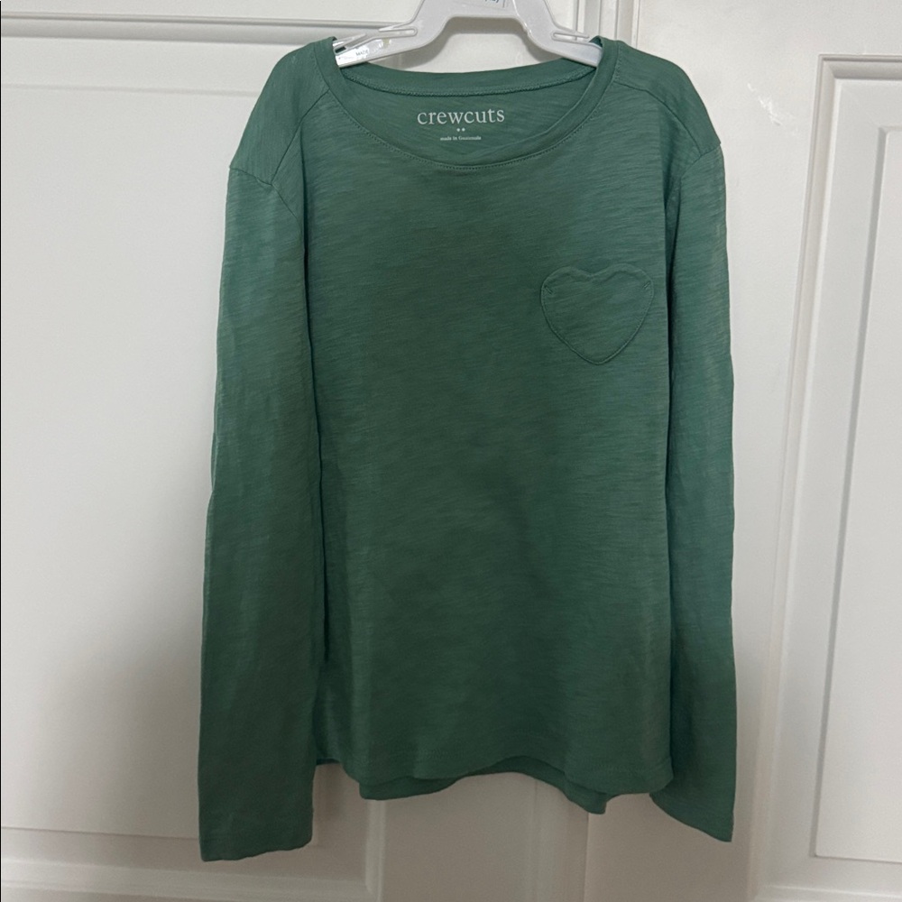J crew - crew cuts - sage green long sleeve tee S (6-7)